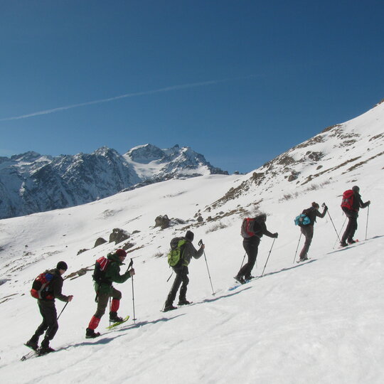 Sécurité déplacement en montagne en raquette